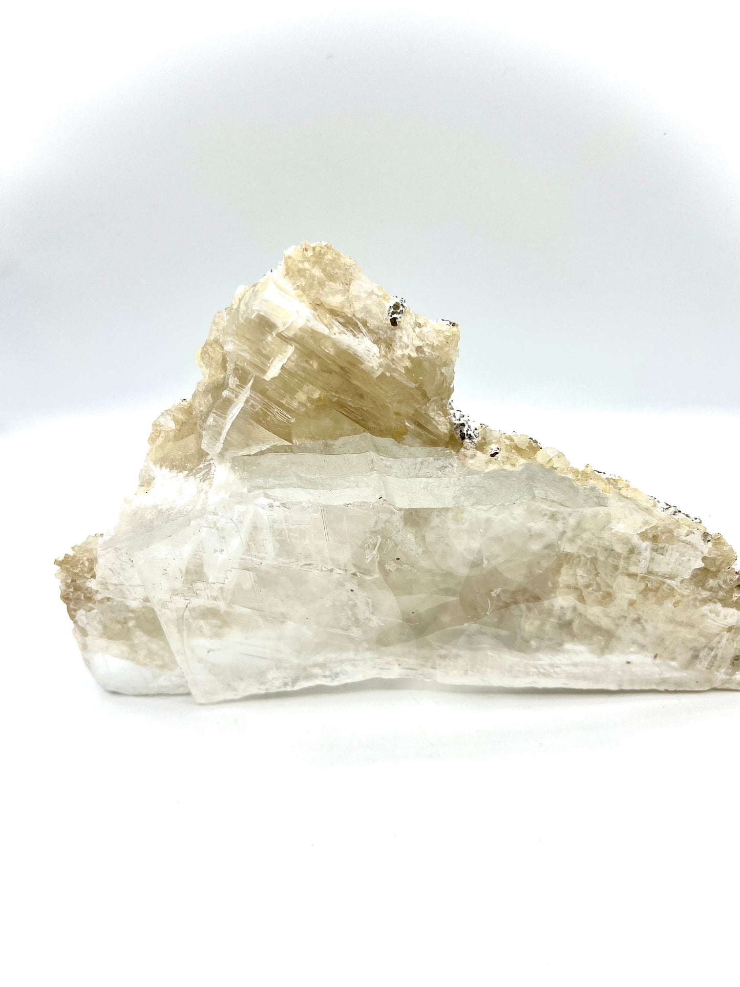 Large Triple AAA Grade Raw Selenite Crystal Clear Healing Stone 3.14lb Tabletop office gift (protection, harmony, and soul healing)