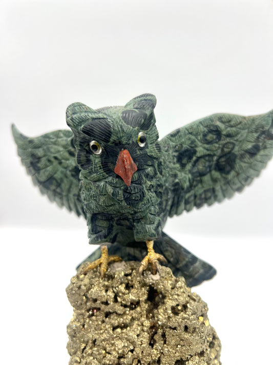 Hand-Carved Green Owl with Open Wings on Pyrite Base – Protection, Expansion & Abundance Crystal Sculpture