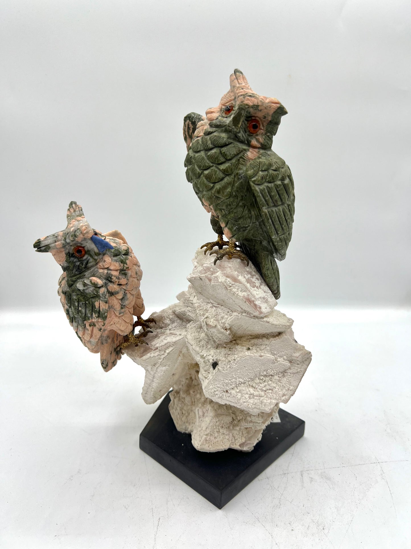 Hand-Carved Double Owl Sculpture on Natural Stone – Wisdom, Protection & Intuitive Connection Crystal Décor