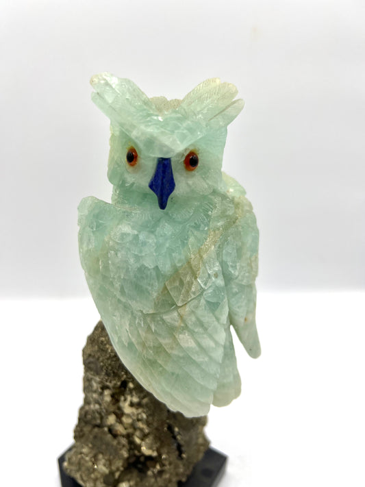 Hand-Carved Green Fluorite Owl on Pyrite Base – Wisdom, Protection & Abundance Crystal Sculpture