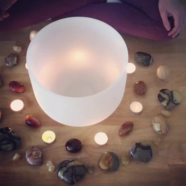 Crystal Healing Sound Bath and Reiki Healing in Woodland Hills CA