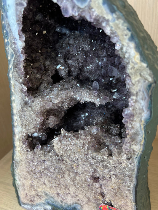 CrystalLarge Amethyst Geode Crystal Natural self-standing rock for tabletop home decor healing stone 33.35lb 15" high